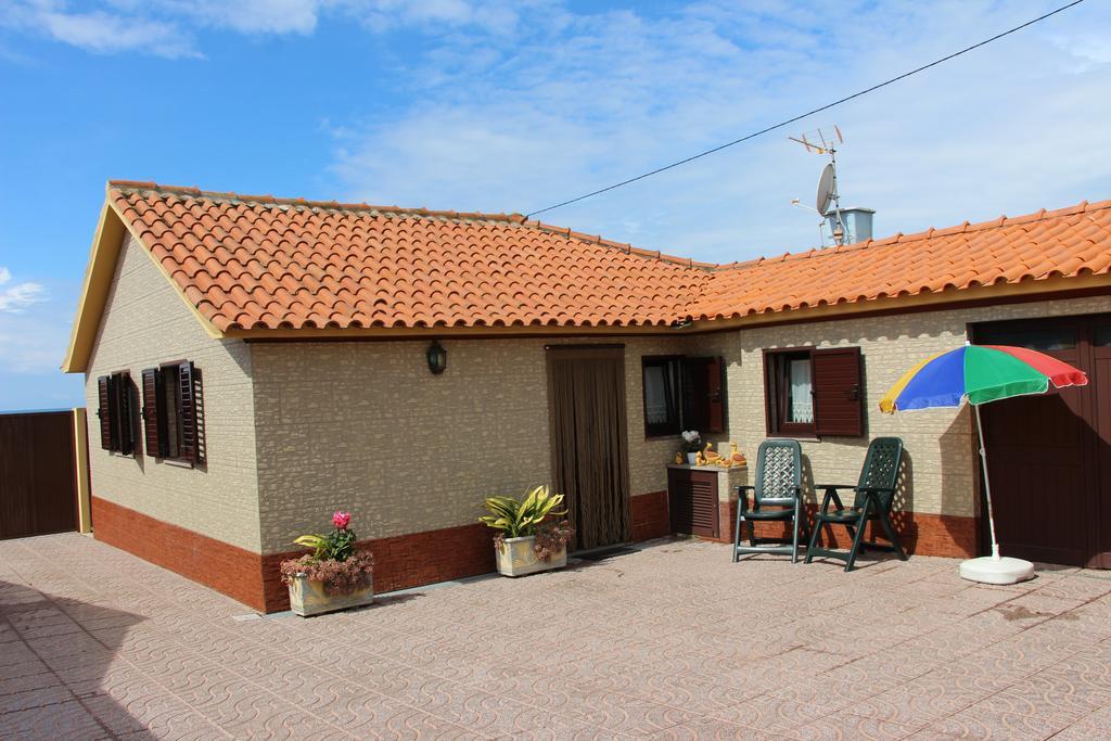 Vila Cha  Casa Do Fachoヴィラ エクステリア 写真